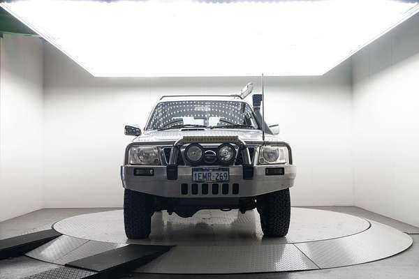 2010 Nissan Patrol ST GU 7