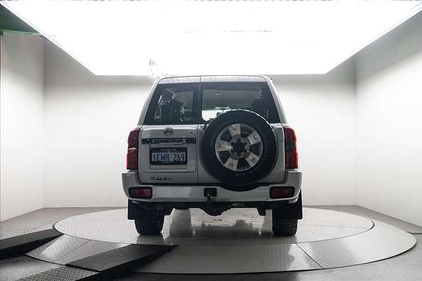 2010 Nissan Patrol ST GU 7