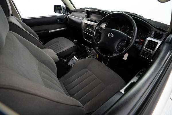 2010 Nissan Patrol ST GU 7