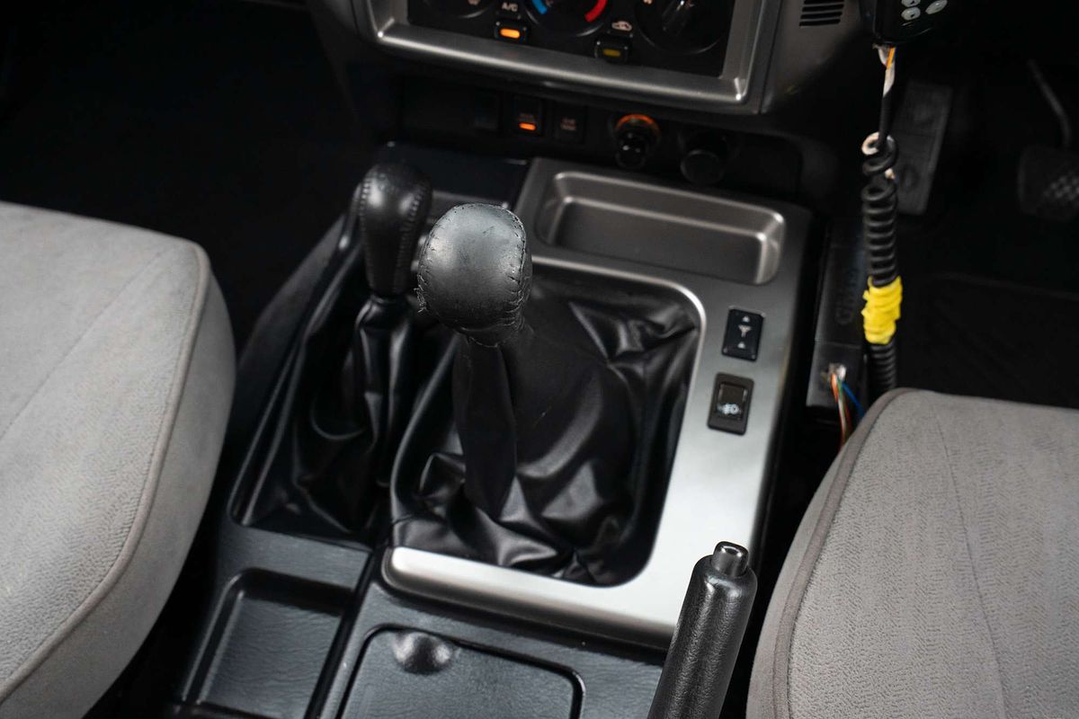 2010 Nissan Patrol ST GU 7