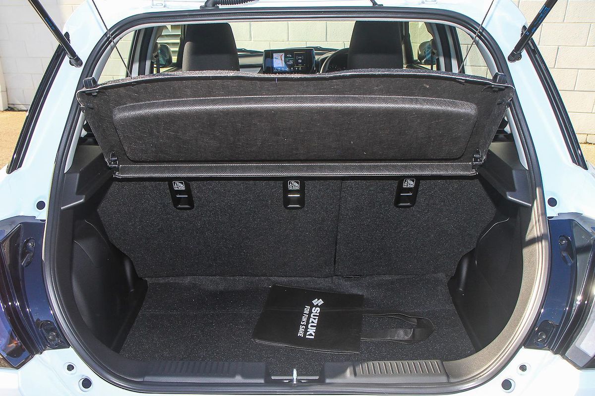 2025 Suzuki Swift Hybrid UZ