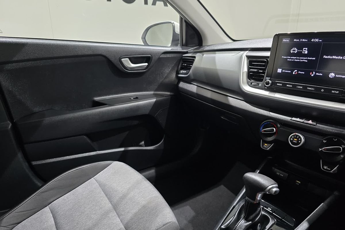 2022 Kia Stonic S YB