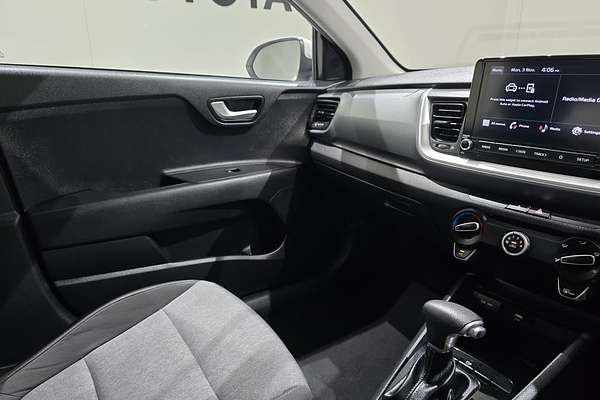 2022 Kia Stonic S YB