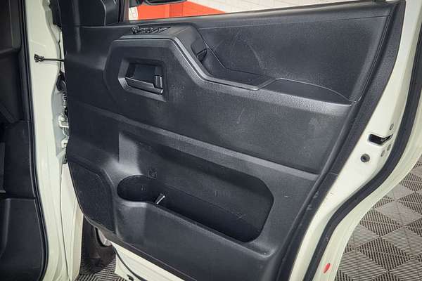 2022 Toyota Hiace GDH300R LWB