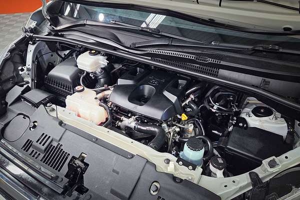 2022 Toyota Hiace GDH300R LWB