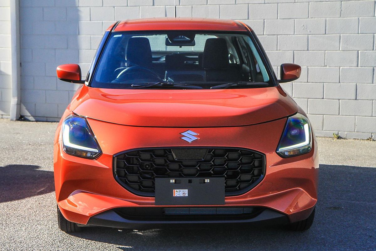 2025 Suzuki Swift Hybrid UZ