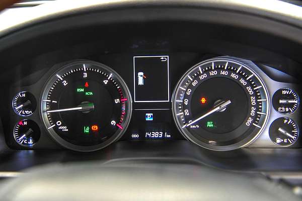 2017 Toyota Landcruiser Sahara VDJ200R