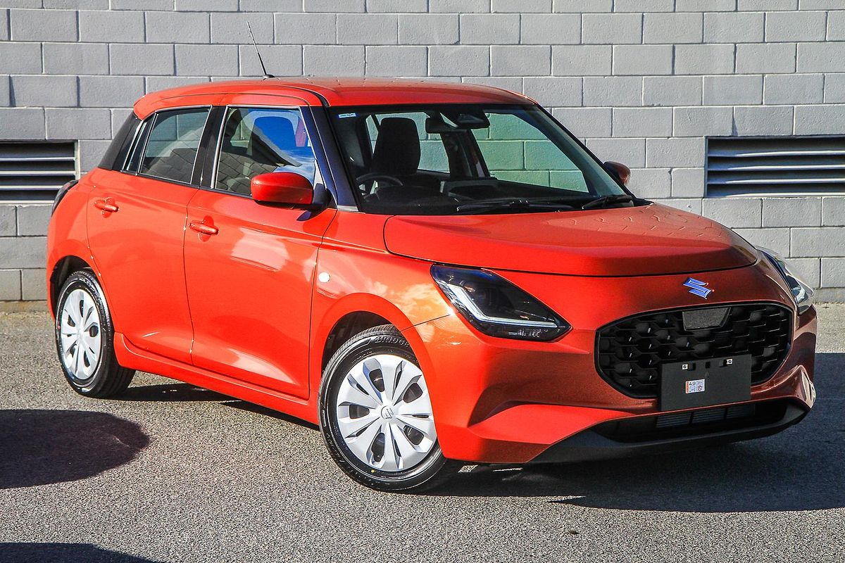 2025 Suzuki Swift Hybrid UZ