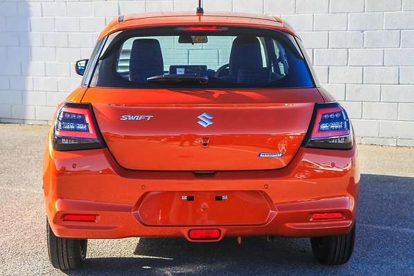 2025 Suzuki Swift Hybrid UZ