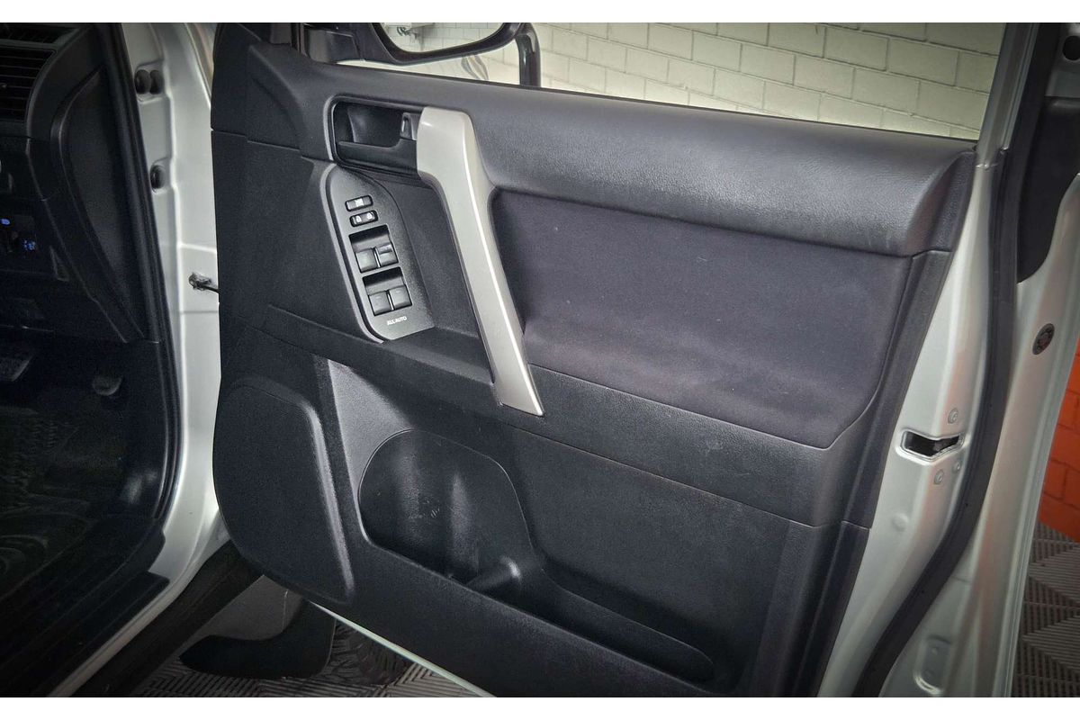 2020 Toyota Landcruiser Prado GX GDJ150R