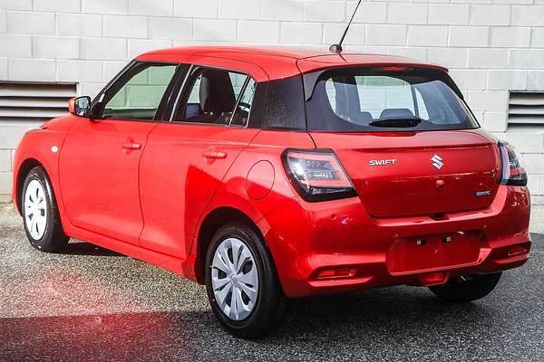 2025 Suzuki Swift Hybrid UZ