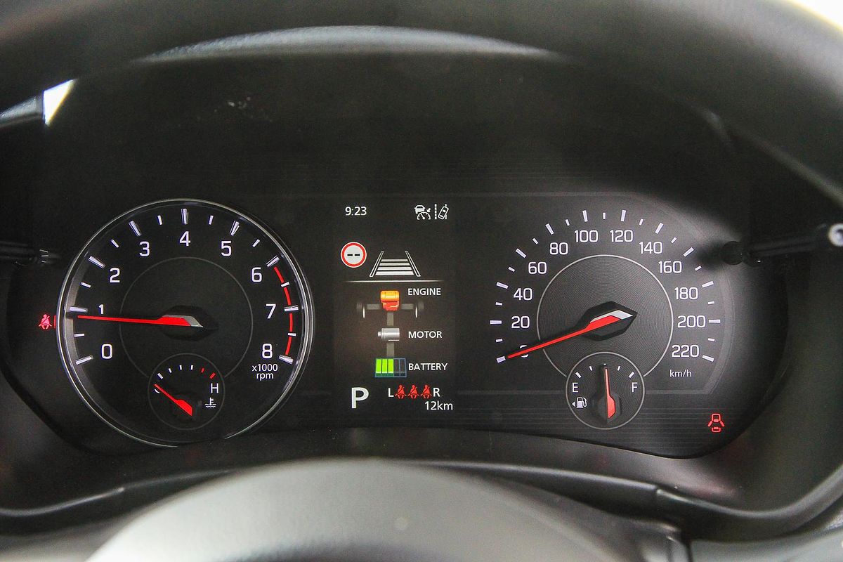 2025 Suzuki Swift Hybrid UZ