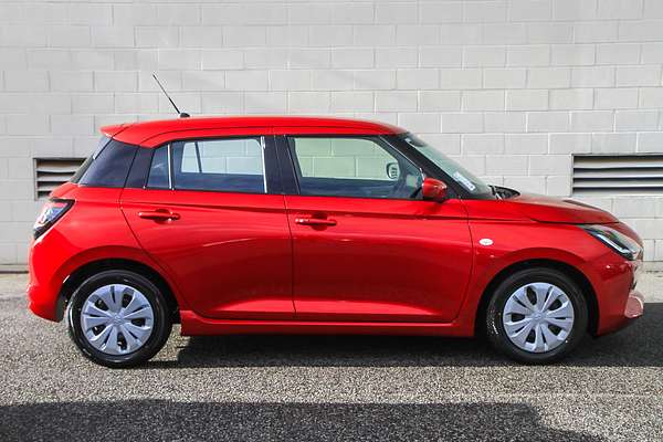 2025 Suzuki Swift Hybrid UZ