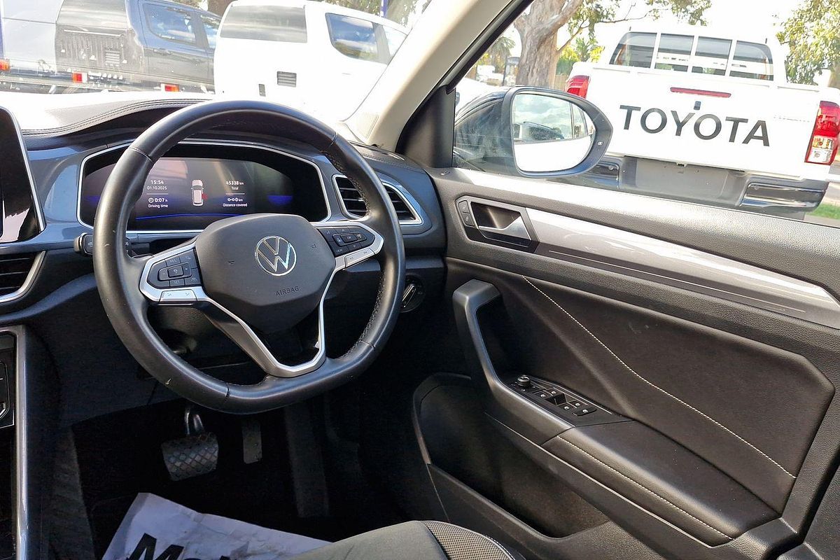 2023 Volkswagen T-Roc 110TSI Style D11