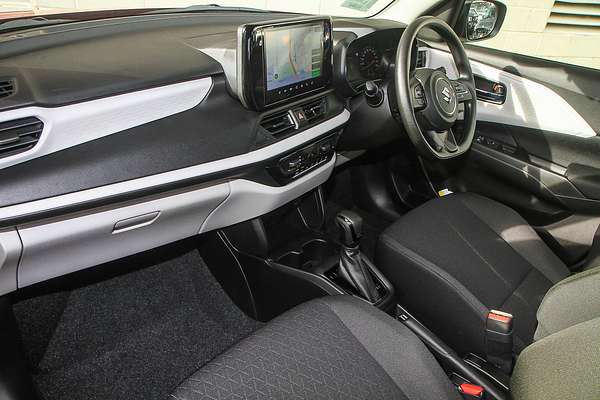 2025 Suzuki Swift Hybrid UZ