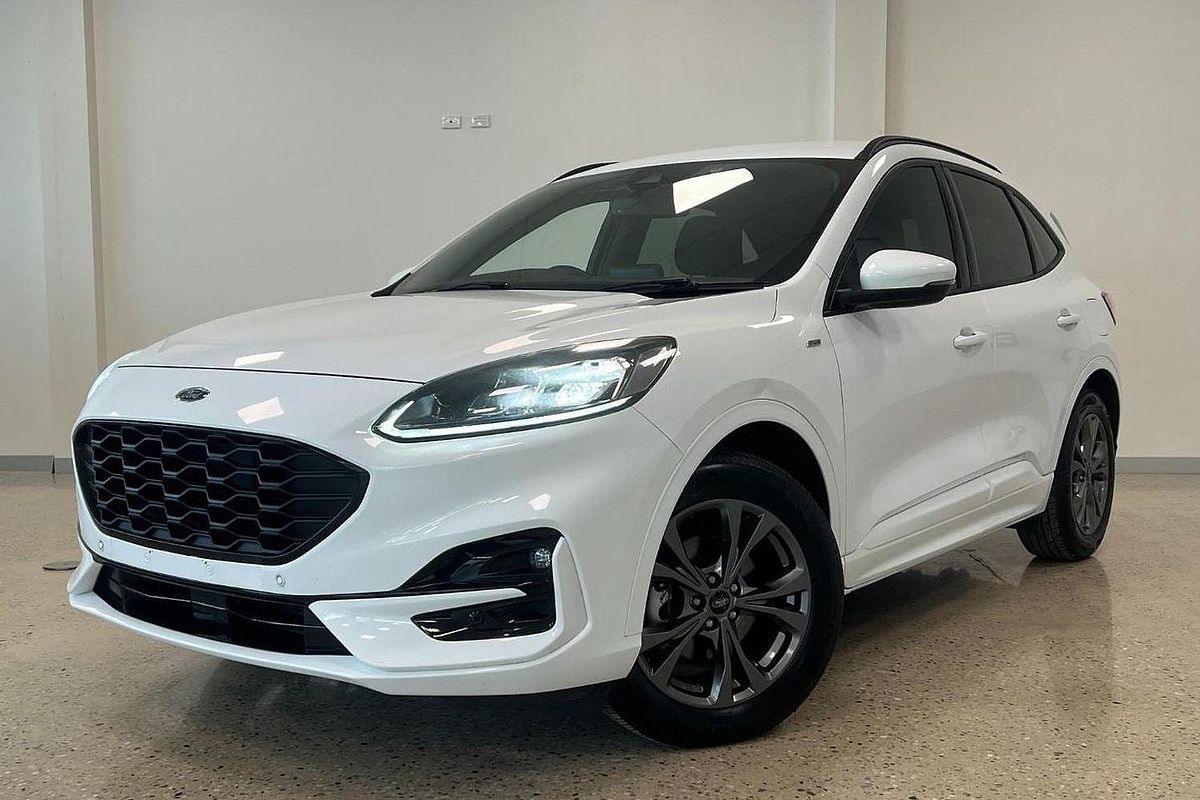 2021 Ford Escape ST-Line ZH