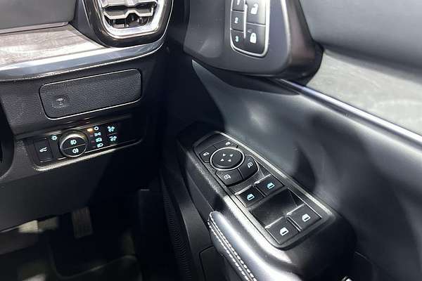 2024 Ford Everest Platinum 3.0L