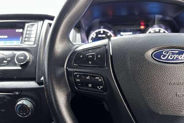 2005 Subaru Forester X 79V