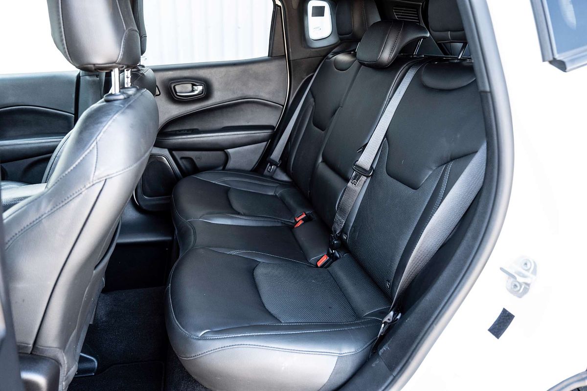 2021 Jeep Compass S-Limited M6