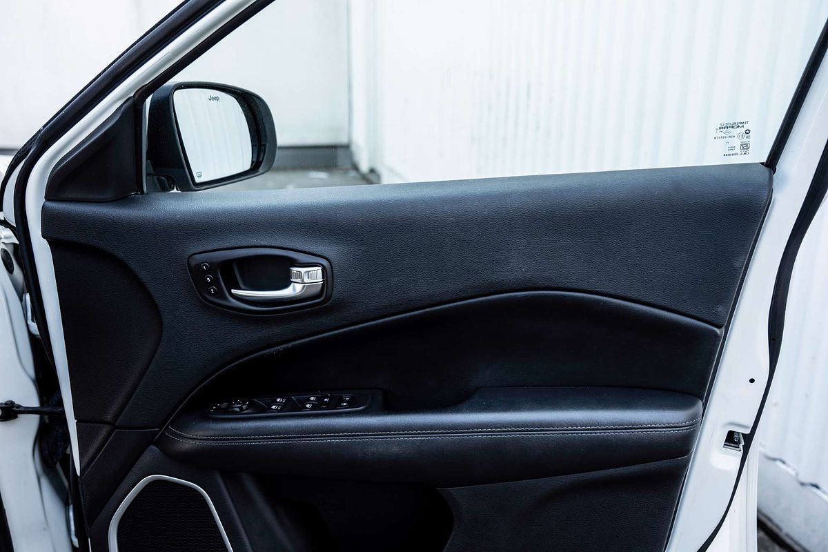 2021 Jeep Compass S-Limited M6