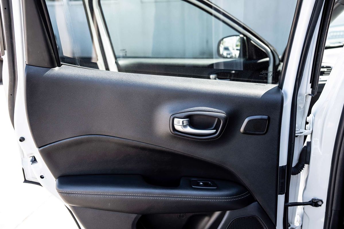 2021 Jeep Compass S-Limited M6