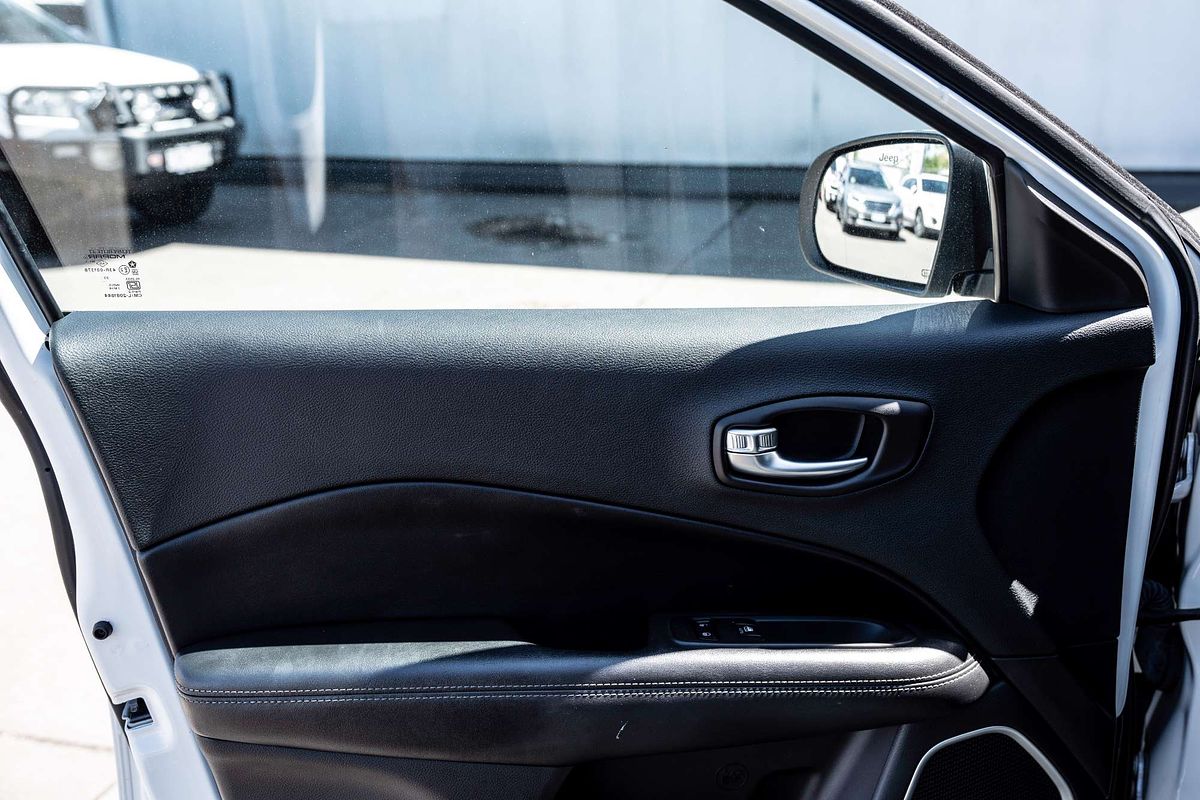 2021 Jeep Compass S-Limited M6