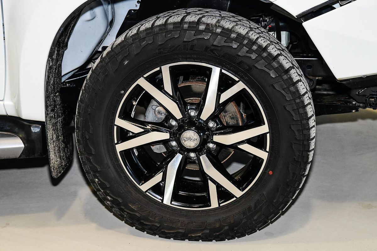 2020 Isuzu MU-X LS-T