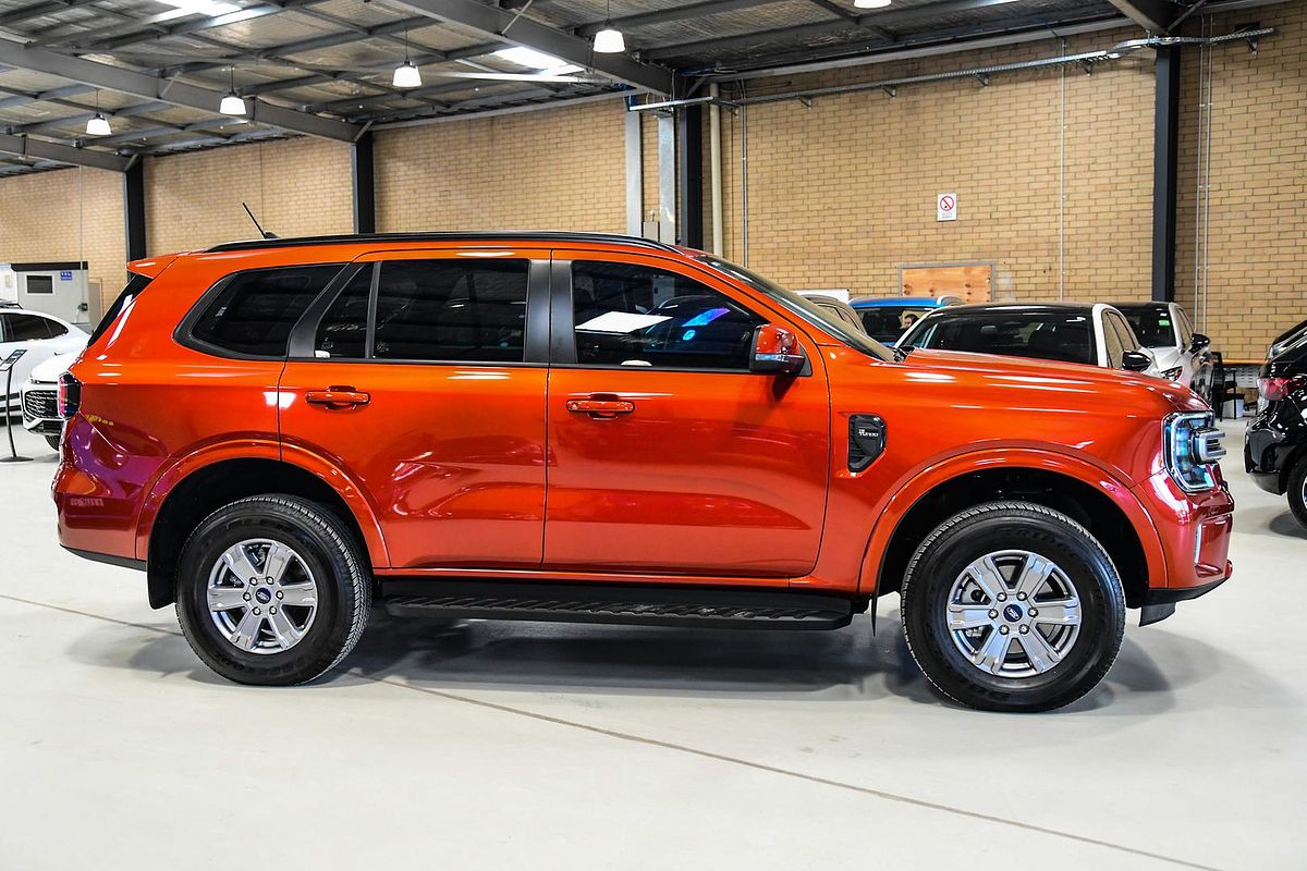 2024 Ford Everest Ambiente 2.0L