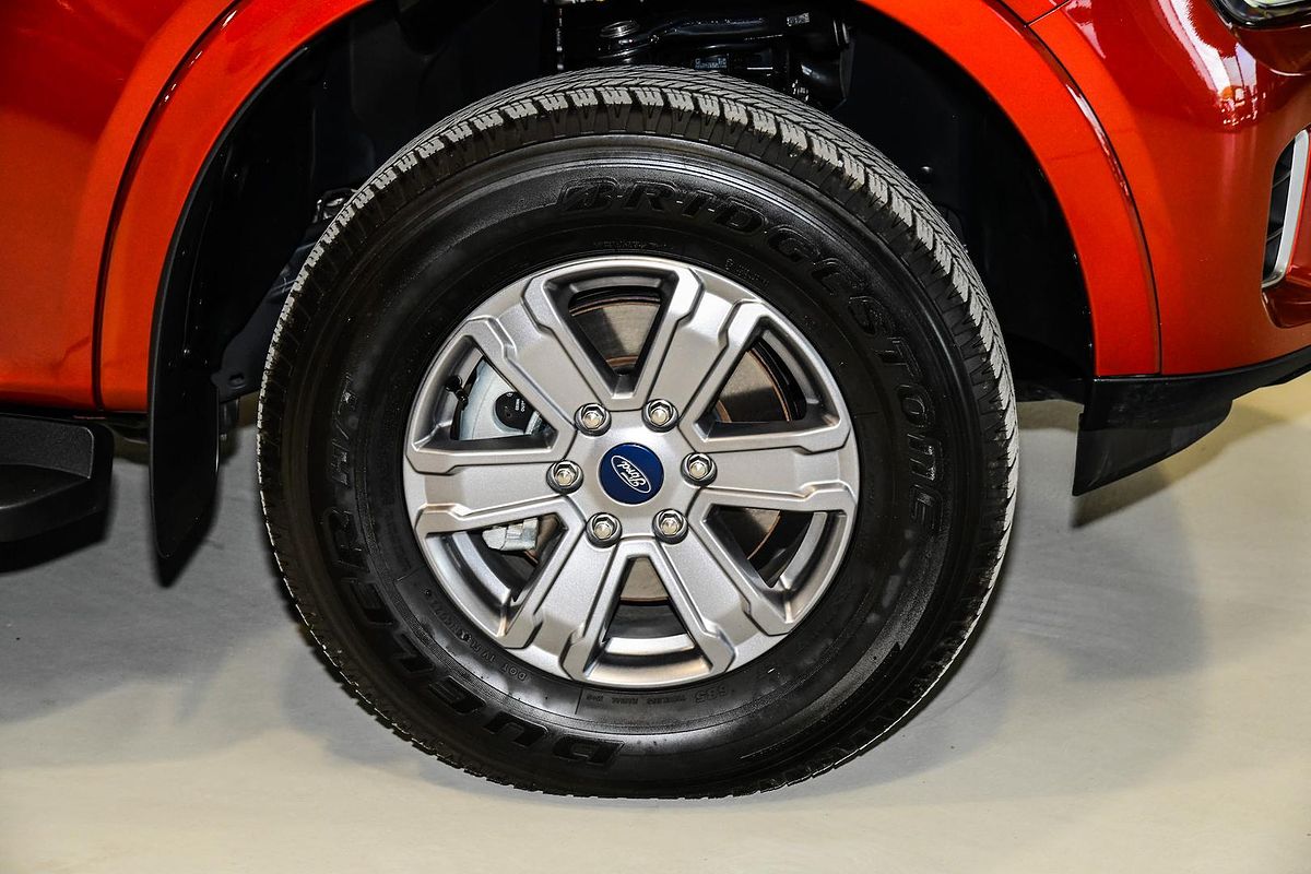 2024 Ford Everest Ambiente 2.0L