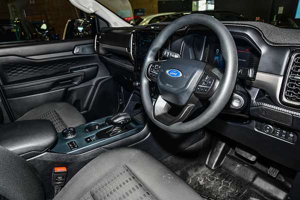 2024 Ford Everest Ambiente 2.0L