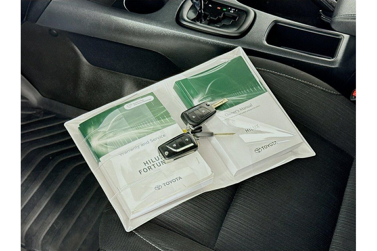 2022 Toyota Hilux SR GUN126R 4X4