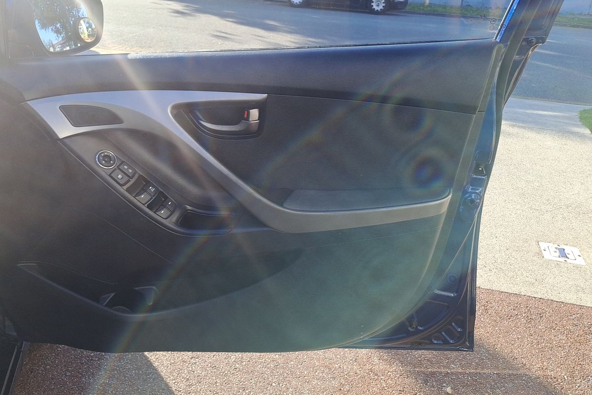 2011 Hyundai Elantra Active MD