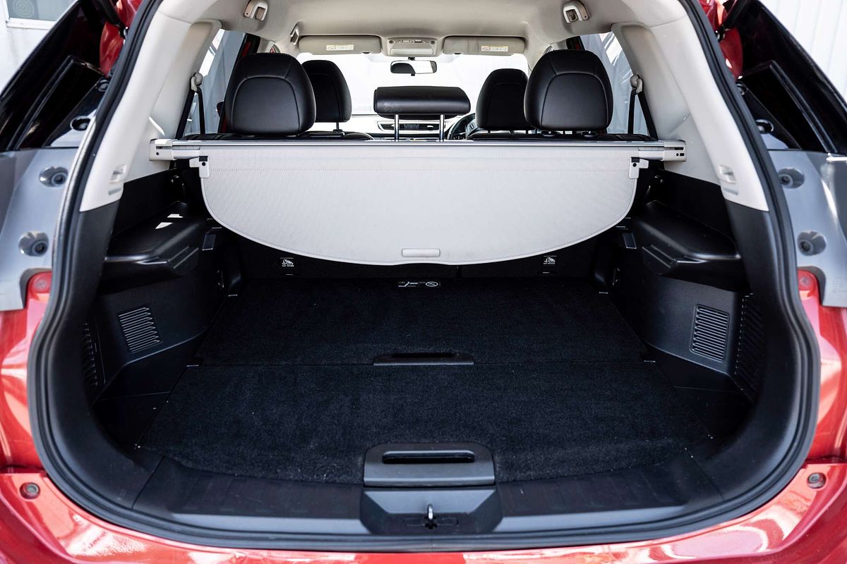 2016 Nissan X-TRAIL ST-L T32