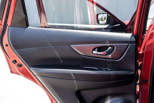 2016 Nissan X-TRAIL ST-L T32