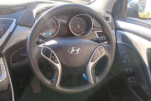 2011 Hyundai Elantra Active MD