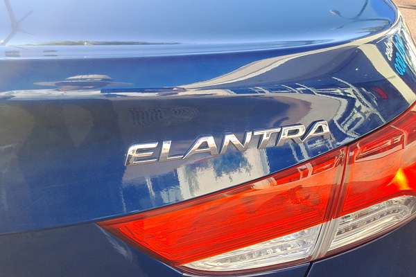 2011 Hyundai Elantra Active MD