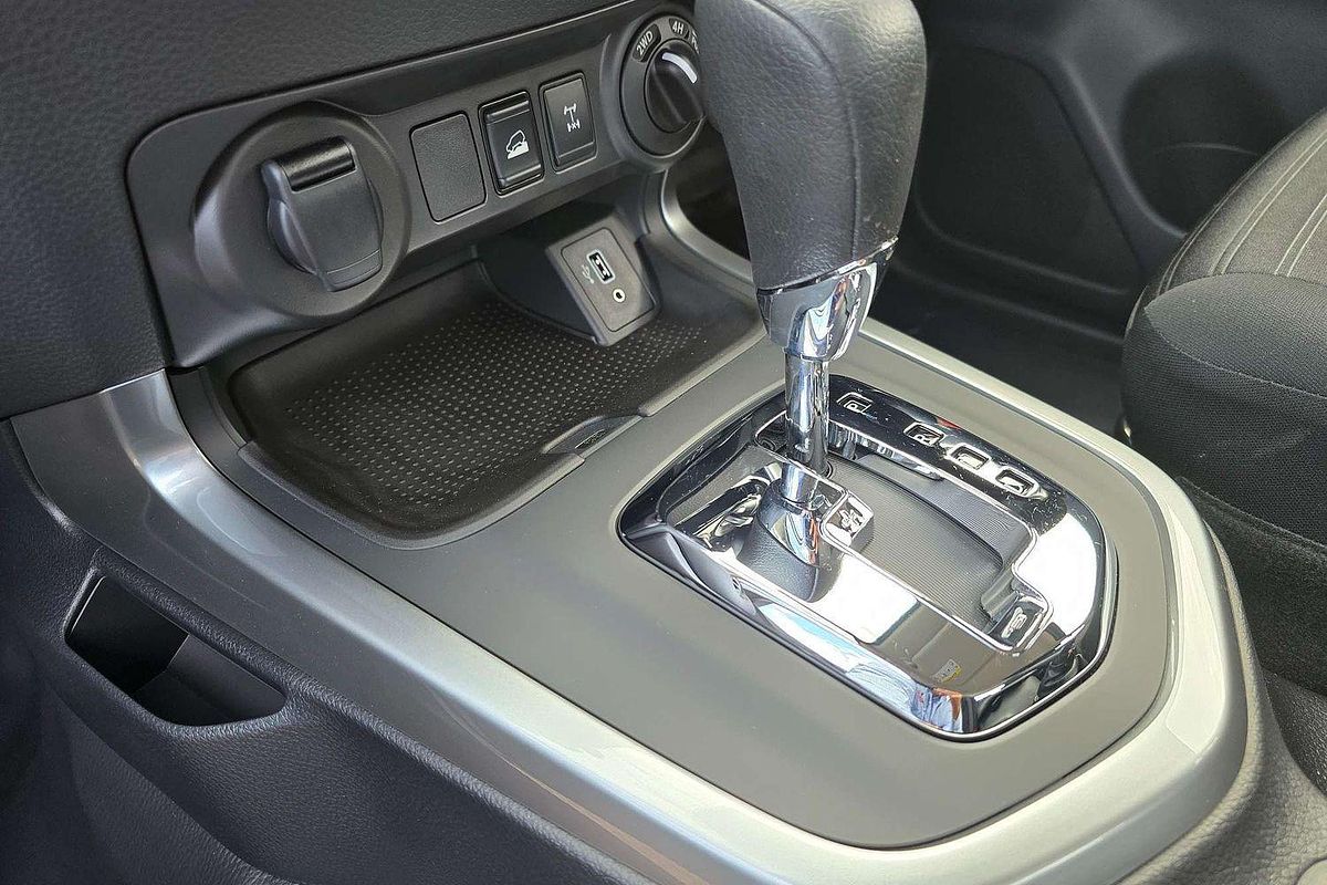 2024 Nissan Navara SL D23 4X4