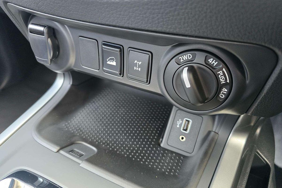 2024 Nissan Navara SL D23 4X4