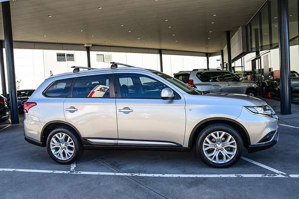 2019 Mitsubishi OUTLANDER ES 7 SEAT (2WD) ZL MY19