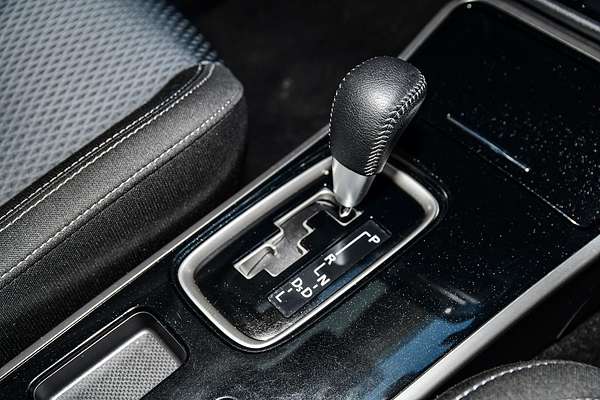 2019 Mitsubishi OUTLANDER ES 7 SEAT (2WD) ZL MY19