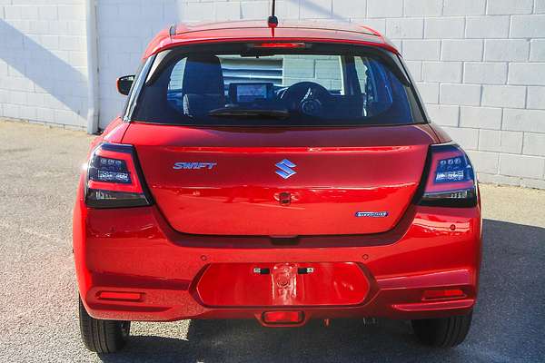 2025 Suzuki Swift Hybrid UZ