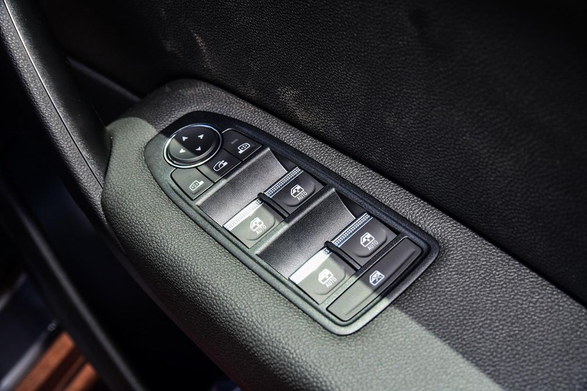 2025 Mitsubishi ASX Exceed XE