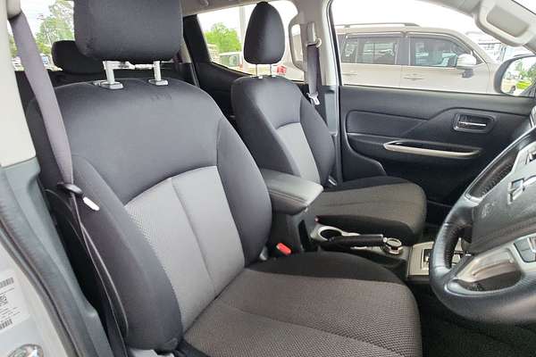 2019 Mitsubishi Triton GLS MR 4X4