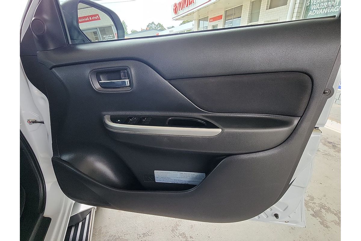 2019 Mitsubishi Triton GLS MR 4X4