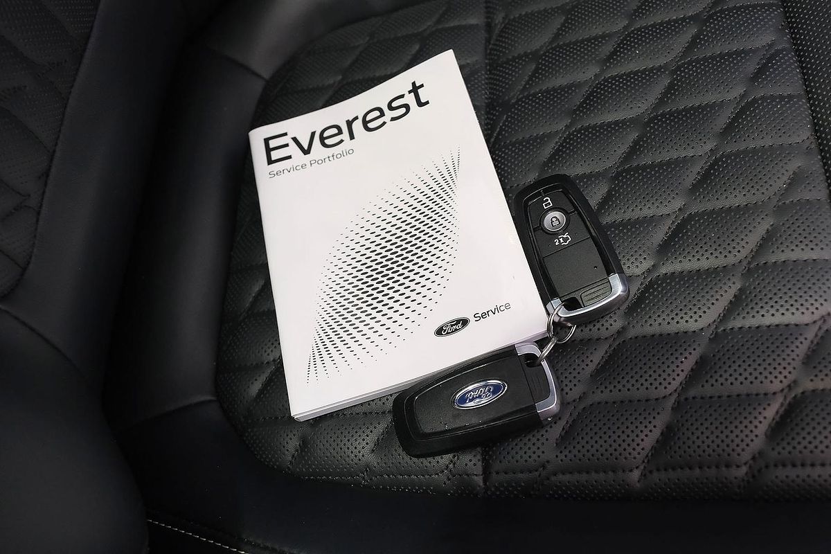 2025 Ford Everest Platinum 3.0L