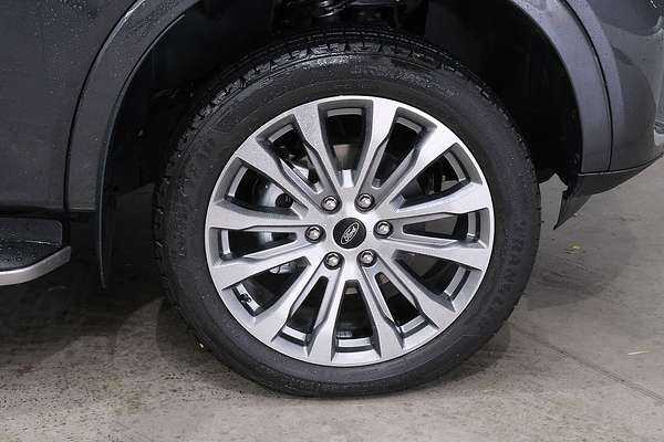 2025 Ford Everest Platinum 3.0L