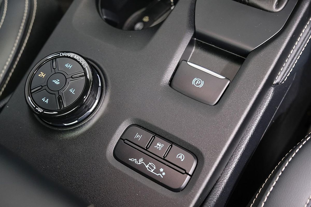 2025 Ford Everest Platinum 3.0L