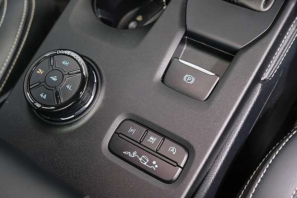 2025 Ford Everest Platinum 3.0L