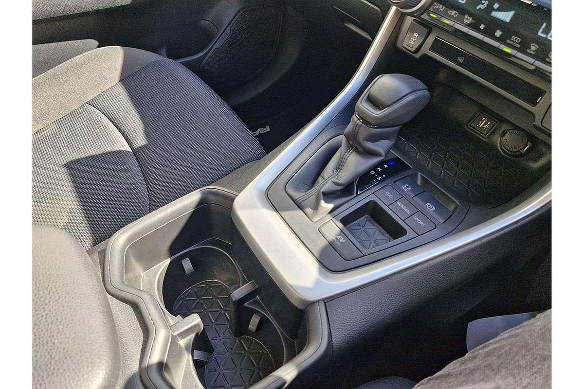 2024 Toyota RAV4 GX AXAH52R