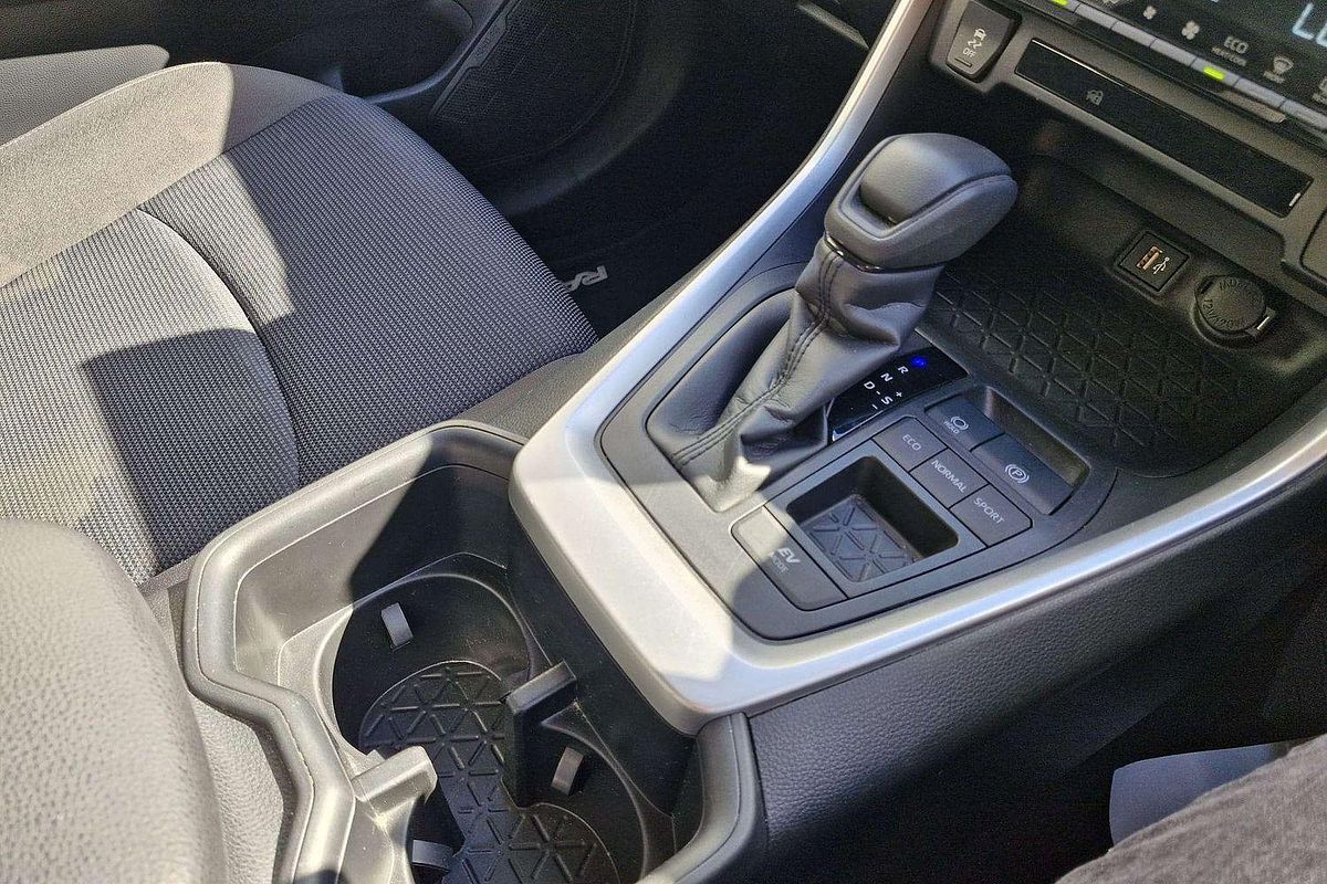 2024 Toyota RAV4 GX AXAH52R